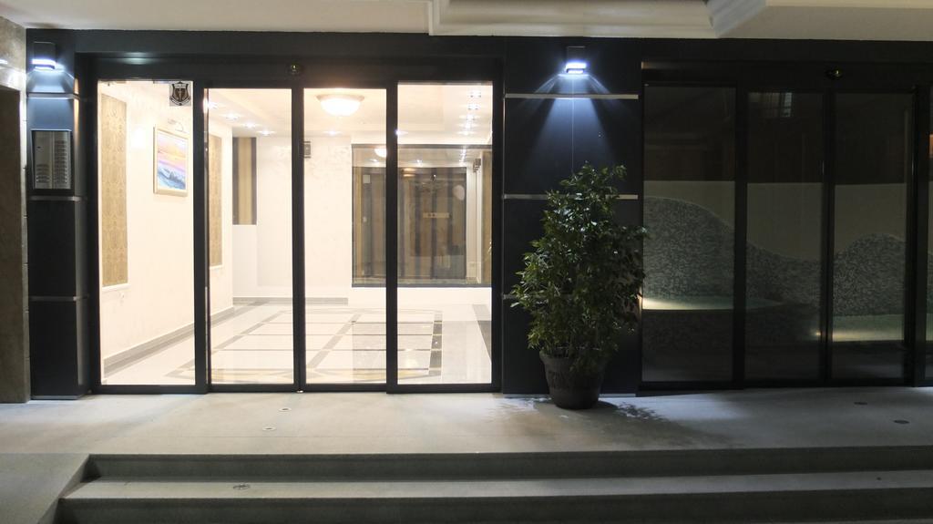 Golden Sea View Apartments Pomorie Exterior photo