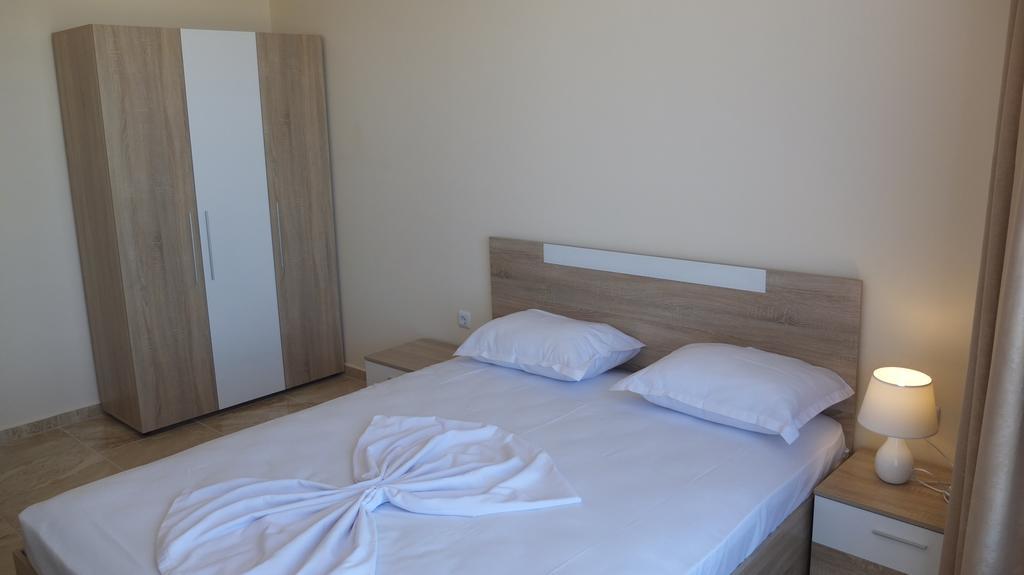 Golden Sea View Apartments Pomorie Exterior photo