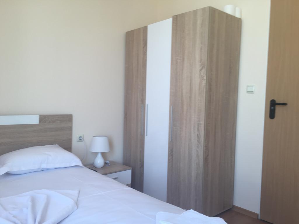 Golden Sea View Apartments Pomorie Exterior photo